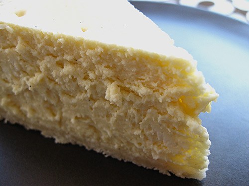 Mascarpone Cheesecake with Vanilla Almond Crust