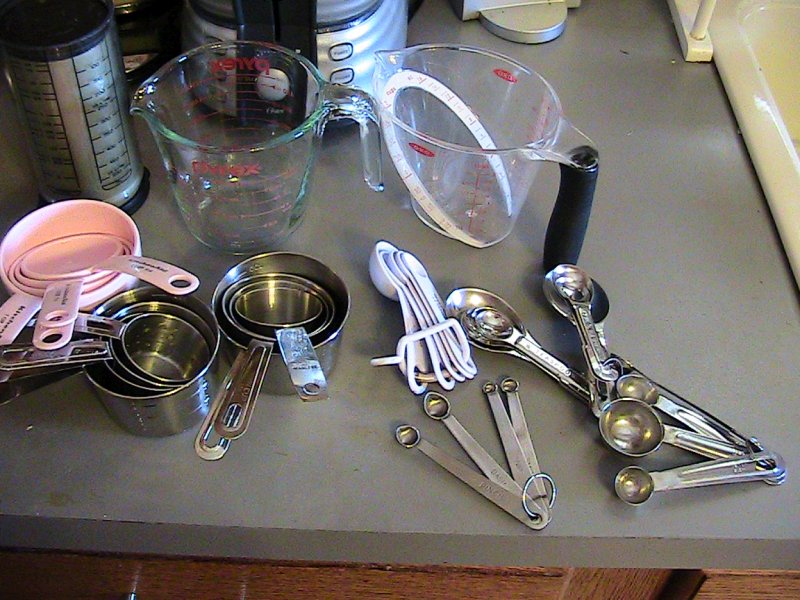 Essentials Measuring Cups & Spoons