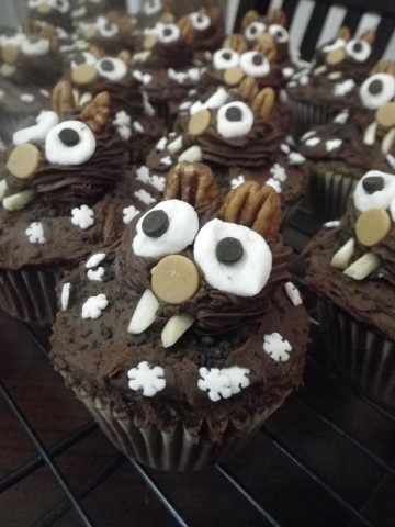 groundhog cupcakes